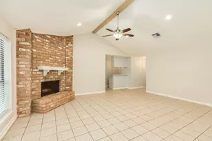 224 Banyan St, Lake Jackson, TX 77566 - Photo 9