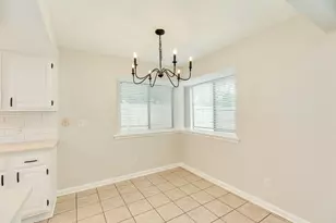224 Banyan St, Lake Jackson, TX 77566 - Photo 13