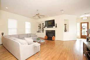 3130 Heritage Creek Terrace, Houston, TX 77008 - Photo 7