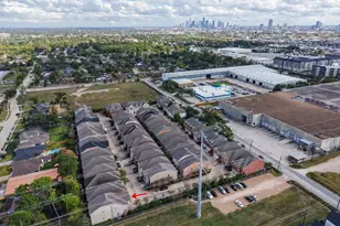 3130 Heritage Creek Terrace, Houston, TX 77008 - Photo 33