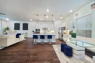 4008 Centre Glen Dr, Houston, TX 77043 - Photo 1