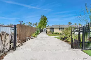 2443 Lauder Rd, Houston, TX 77039 - Photo 3