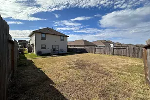 11130 N Lake Mist Ln, Willis, TX 77318 - Photo 5