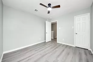 882 Darbydale Crossing Ln, Houston, TX 77090 - Photo 35