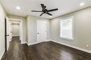 109 Neyland St, Houston, TX 77022 - Photo 25