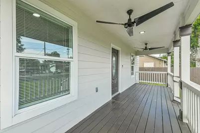 109 Neyland Street, Houston, TX 77022 - Photo 33