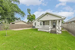 109 Neyland St, Houston, TX 77022 - Photo 3