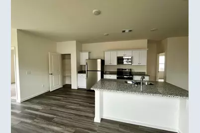 31266 Williams Landing St, Waller, TX 77484 - Photo 5