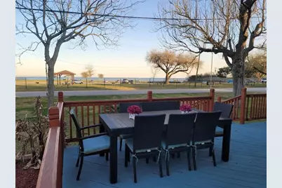 407 Bayshore Drive, La Porte, TX 77571 - Photo 5