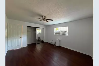 407 Bayshore Drive, La Porte, TX 77571 - Photo 11