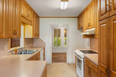 404 W Tom Green Street, Brenham, TX 77833 - Photo 7
