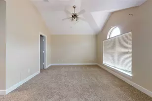 8715 Meadowcroft Dr, Houston, TX 77063 - Photo 25