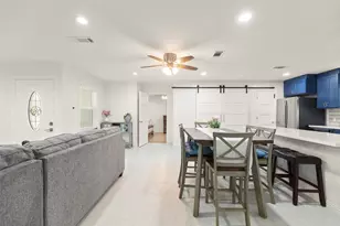 5908 Beechnut St, Houston, TX 77074 - Photo 9