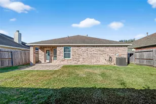 698 Columbia St, Alvin, TX 77511 - Photo 29