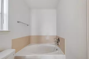 698 Columbia St, Alvin, TX 77511 - Photo 17