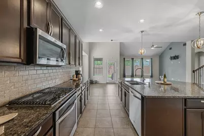 9006 Lacombe Lane, Tomball, TX 77375 - Photo 9