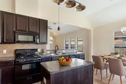 10007 Arcadian Springs Lane, Tomball, TX 77375 - Photo 9