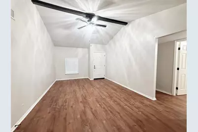 941 S Walker Street, Angleton, TX 77515 - Photo 3