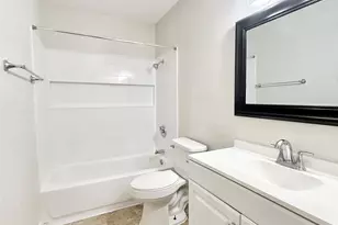 941 S Walker St, Angleton, TX 77515 - Photo 15