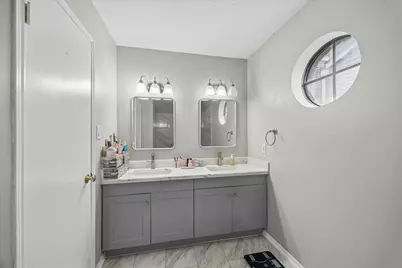 7350 Kirby Drive #6, Houston, TX 77030 - Photo 15
