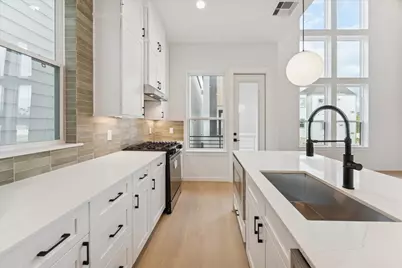 817 Thornton Road #F, Houston, TX 77018 - Photo 15