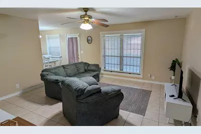 10227 Gulf Meadows Drive, Houston, TX 77075 - Photo 5