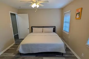 10227 Gulf Meadows Dr, Houston, TX 77075 - Photo 13