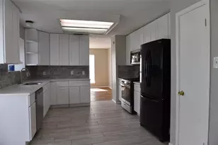 12303 Glenmeadow Dr, Stafford, TX 77477 - Photo 5