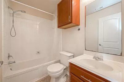 11015 Warath Oak Court, Houston, TX 77065 - Photo 13