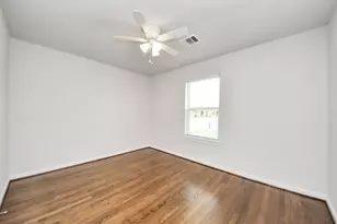 6934 Neff St, Houston, TX 77074 - Photo 19