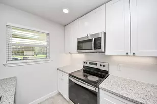 6934 Neff St, Houston, TX 77074 - Photo 9