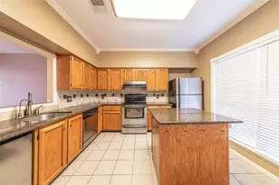 2444 Bering Dr, Houston, TX 77057 - Photo 5