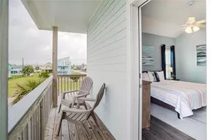 22017 Zachary Dr, Galveston, TX 77554 - Photo 19