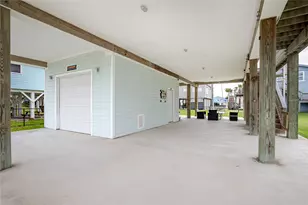 22017 Zachary Dr, Galveston, TX 77554 - Photo 27