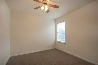 1210 Robert Street, Baytown, TX 77521 - Photo 33