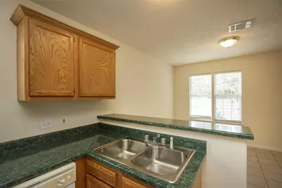 1210 Robert Street, Baytown, TX 77521 - Photo 19