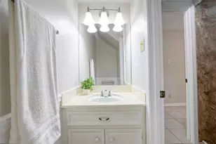 17163 Beaver Springs Dr, Houston, TX 77090 - Photo 21