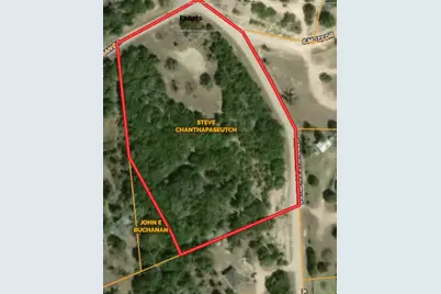 104 Lillian Drive S, Kerrville, TX 78028 - Photo 1