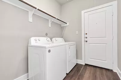 10610 Crescent Peak Court, Rosharon, TX 77583 - Photo 15