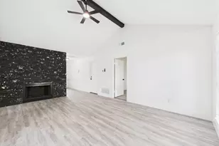 5814 Fontenelle Dr, Houston, TX 77035 - Photo 3