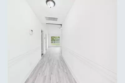 5814 Fontenelle Drive, Houston, TX 77035 - Photo 9