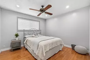 222 Laura Ln, Conroe, TX 77385 - Photo 29