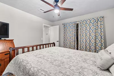 222 Laura Lane, Conroe, TX 77385 - Photo 29