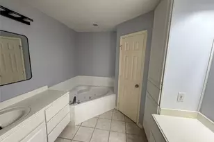 2710 Grants Lake Blvd, Sugar Land, TX 77479 - Photo 9
