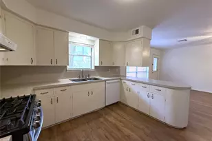 5712 Sewanee Ave, Houston, TX 77005 - Photo 9