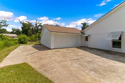 1430 North Rd, Lake Jackson, TX 77566 - Photo 37