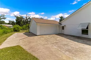 1430 N Rd, Lake Jackson, TX 77566 - Photo 37