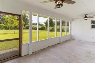1430 N Rd, Lake Jackson, TX 77566 - Photo 35