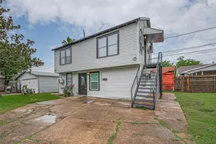 2516 Craigmont St, Houston, TX 77023 - Photo 3