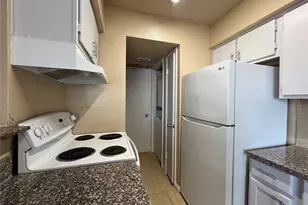 2750 Holly Hall St, Houston, TX 77054 - Photo 5